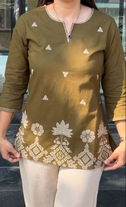 Women's Floral Embroidered Pure Cotton Tunic and Trouser Set