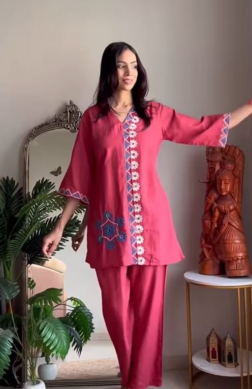 Pure Cotton V-Neck Tunic and Panelled Palazzo Co-ord Set - Image 7