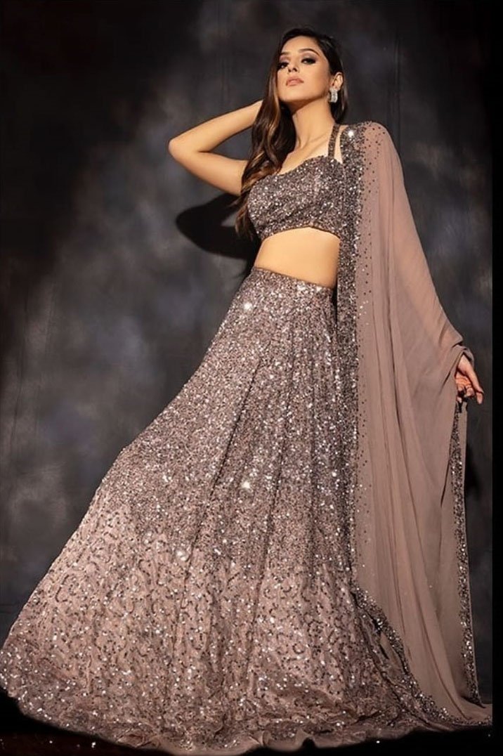 Beige Color Diamond Silk Georgette Lehenga Choli - Image 3