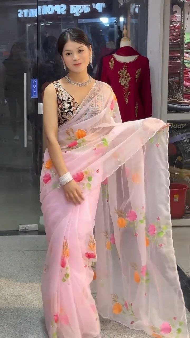 Baby Pink Floral Organza Saree with Embroidered Border - Image 4