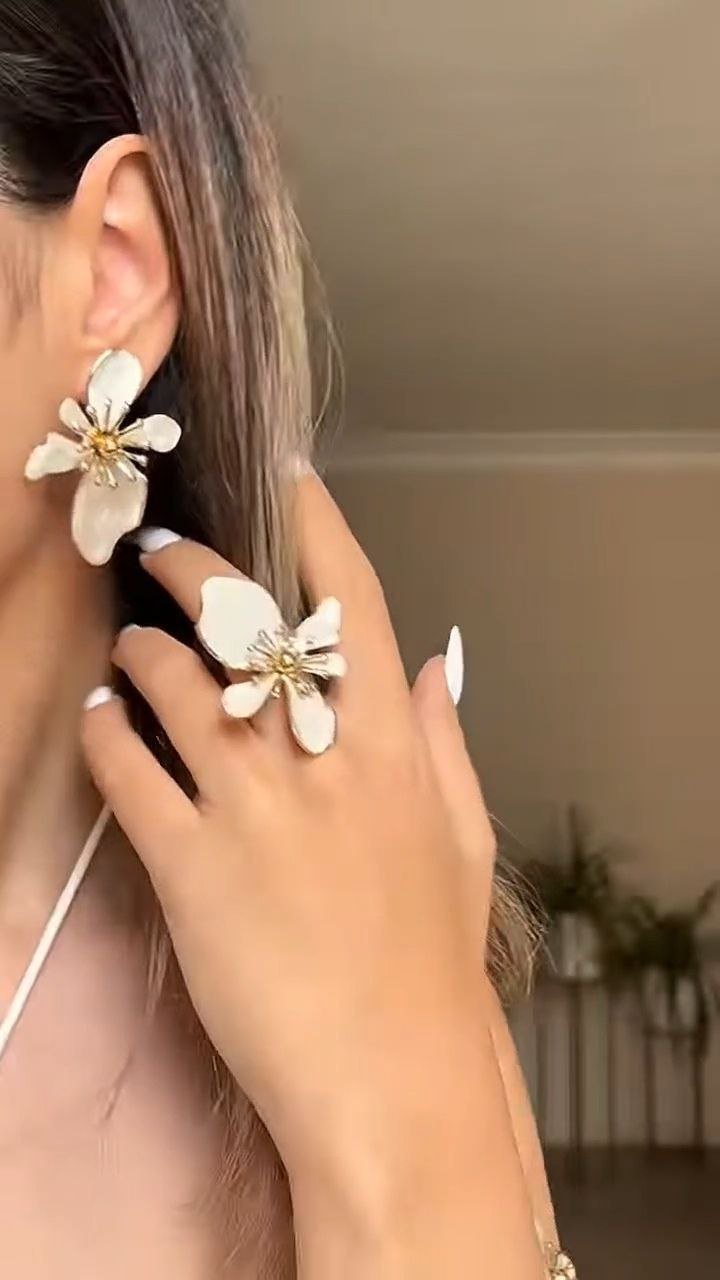 Floral Gold Arm Cuff Bracelet - Image 2