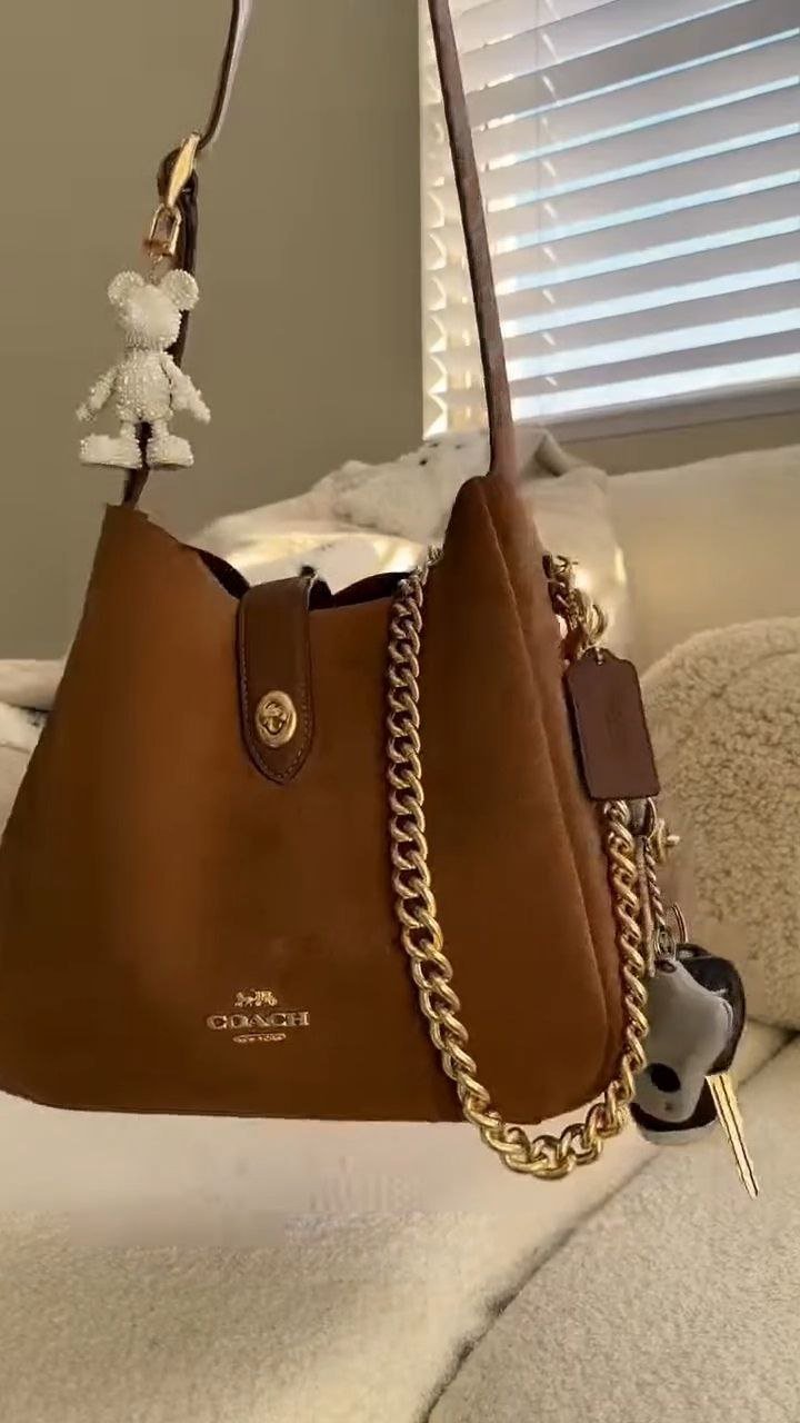 Classic Brown Leather Chain-Handle Bucket Bag - Image 4