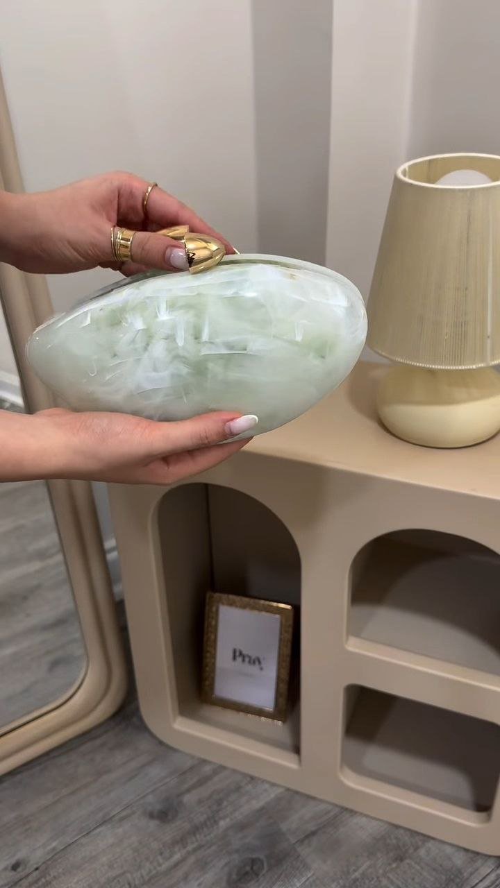 Elegant Pearl Finish Clutch with Gold Chain Strap - Image 3