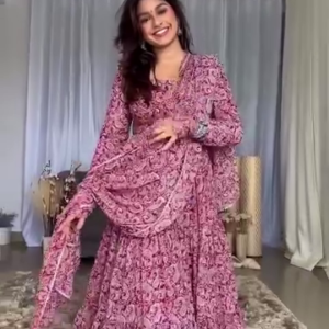 Pink Floral Printed Tiered Anarkali Kurti Set with Dupatta – Flowy Fit & Flare