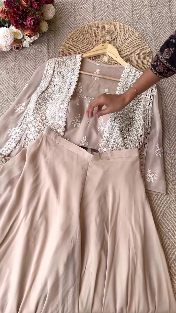 Mirror Embroidered Ethnic Co-Ord Set with Cape Jacket - Image 8